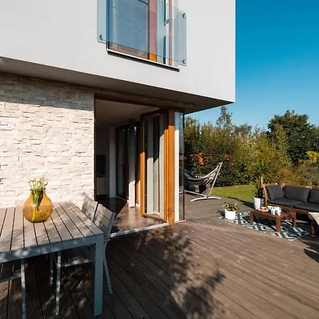 Cozy Terraced House With Infra Sauna And Parking * Jesenice (Prague-West)