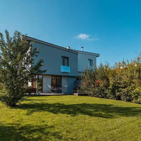 Cozy Terraced House With Infra Sauna And Parking Villa Jesenice (Prague-West)