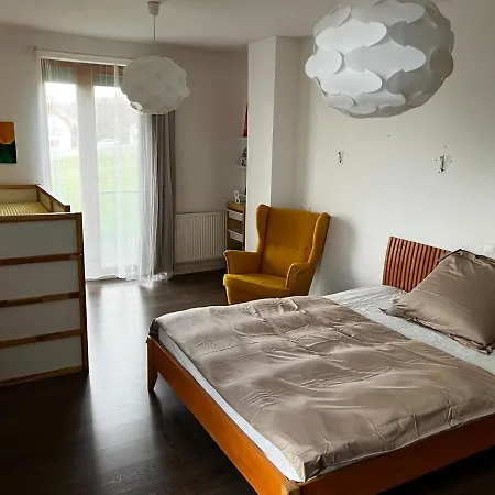 Cozy Terraced House With Infra Sauna And Parking Villa Jesenice (Prague-West)